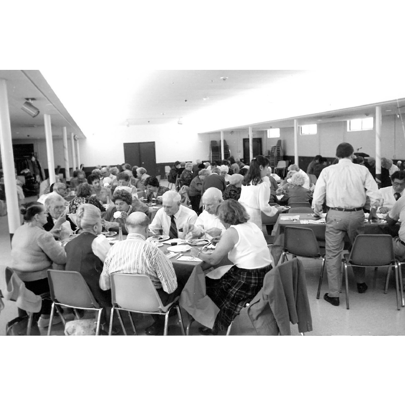 Seniors at the Community Cafes during the 1970s (part2)